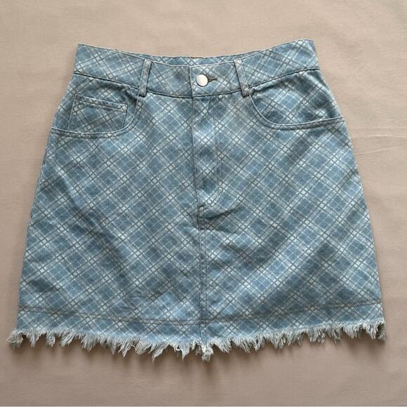 NWT Storia Denim Plaid Patterned Frayed Hem Skirt Size Medium - Picture 1 of 5